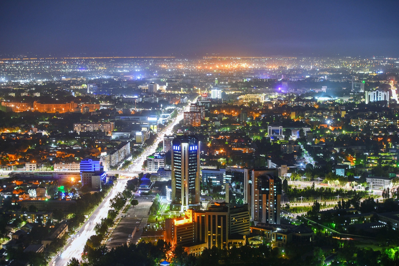 Tashkent skyline and Amir Timur Square